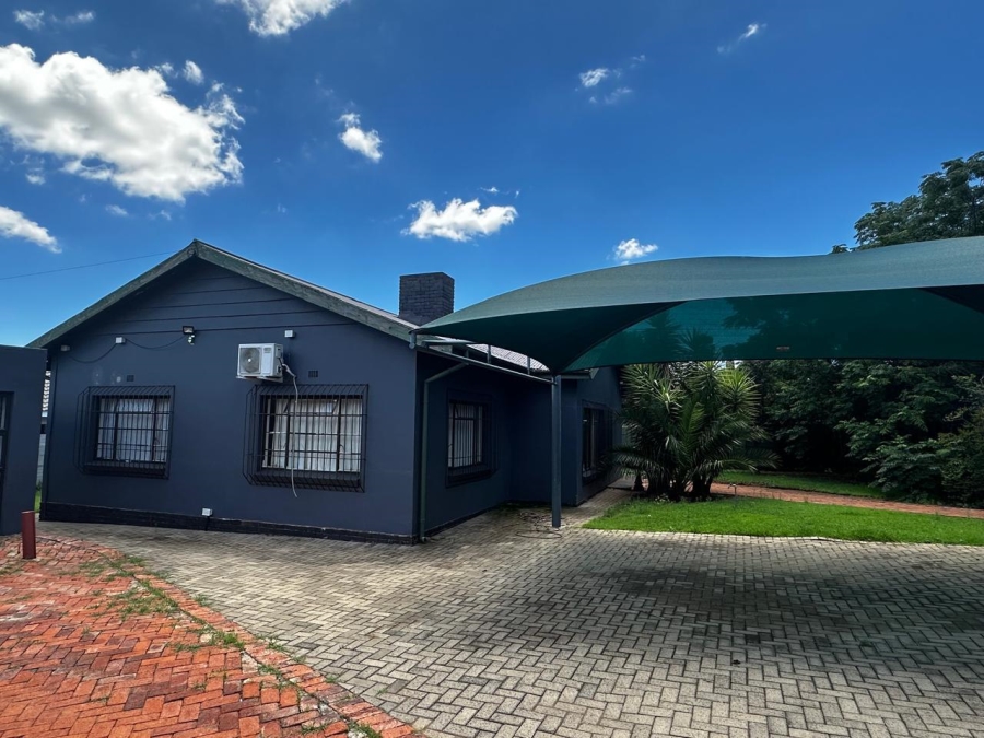 3 Bedroom Property for Sale in Dan Pienaar Free State